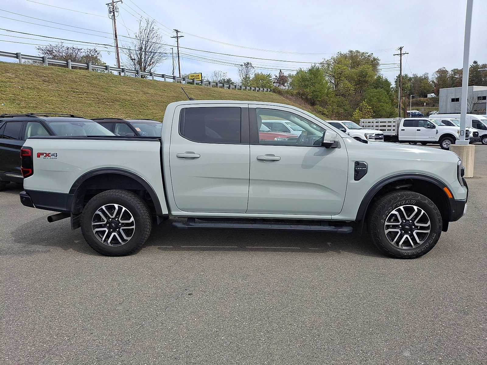 Certified 2024 Ford Ranger Lariat w/ FX4 Off-Road Package image 5