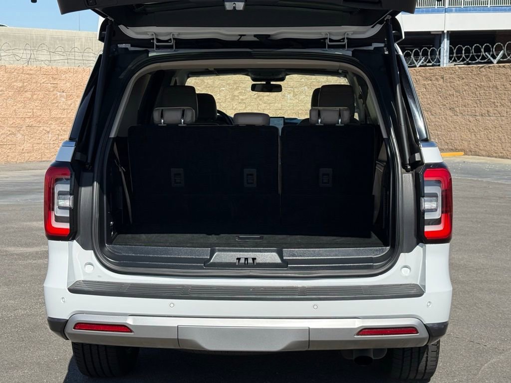 Certified 2024 Ford Expedition Limited RWD image 16