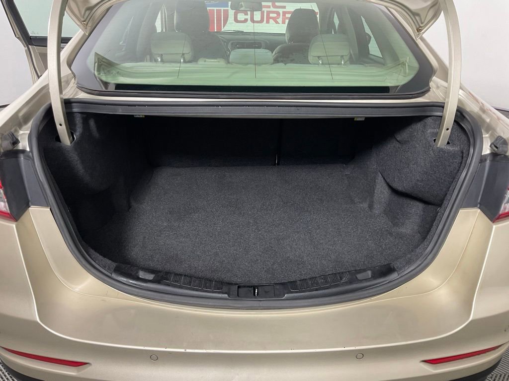 Certified 2019 Ford Fusion SE FWD image 11