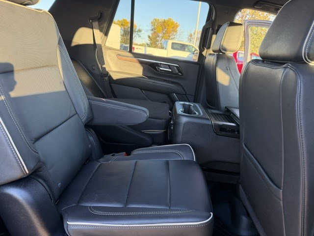 Used 2025 Chevrolet Tahoe Premier AWD/4WD image 41