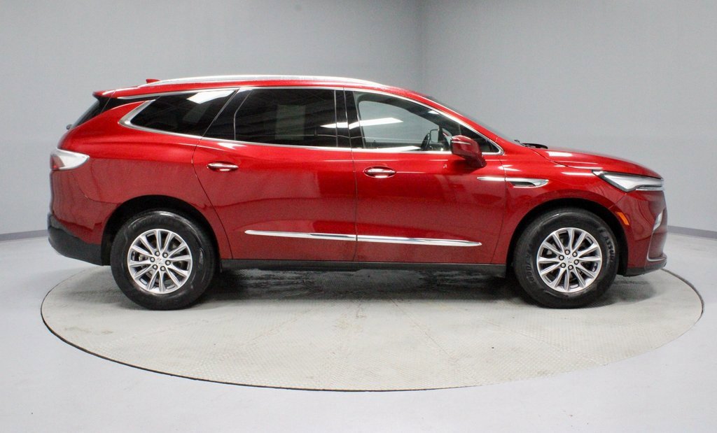 Used 2024 Buick Enclave Premium image 6