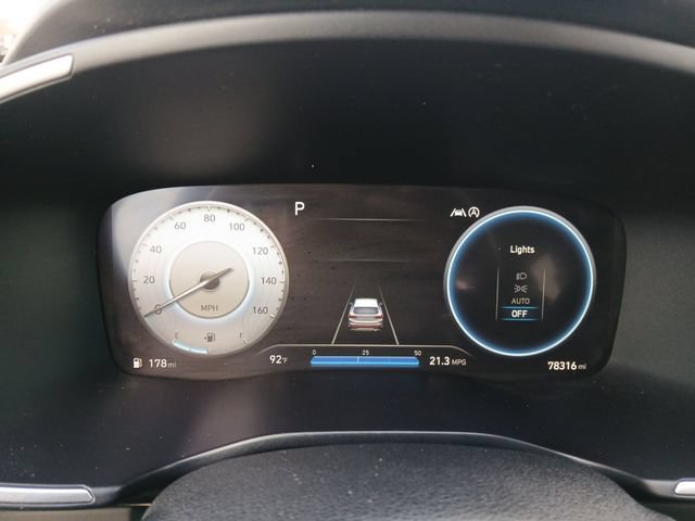 Used 2021 Hyundai Santa Fe Limited FWD image 23
