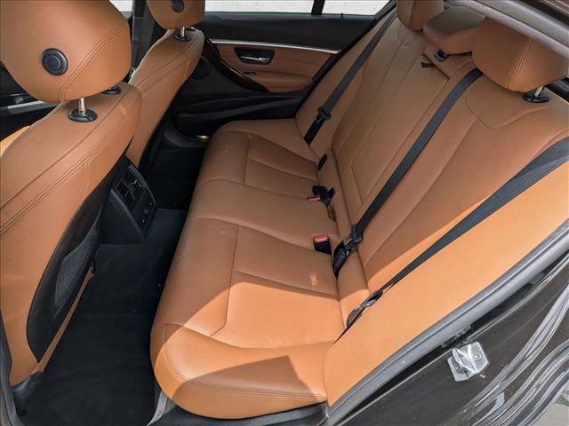 Used 2017 BMW 330i xDrive Sedan AWD/4WD image 22