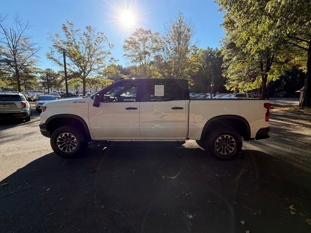 Used 2025 Chevrolet Silverado 1500 ZR2 w/ Technology Package image 2