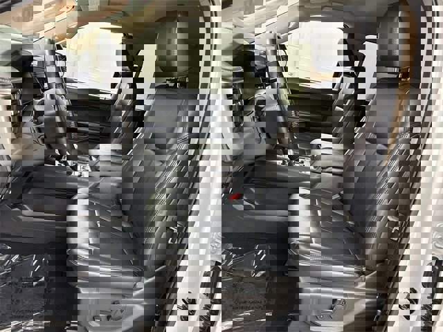 Certified 2024 Ford Expedition Max XLT image 3