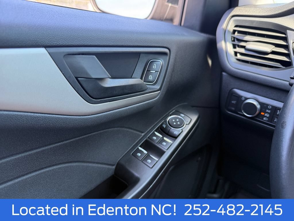 Certified 2022 Ford Escape SE w/ SE Sport Appearance Package FWD image 19