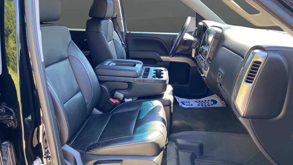Used 2018 Chevrolet Silverado 1500 LT w/ All Star Edition AWD/4WD image 25