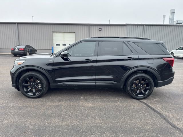 Certified 2024 Ford Explorer ST-Line w/ Class IV Trailer Tow Package AWD/4WD image 2