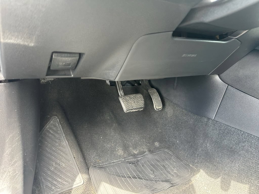 Used 2024 Toyota Corolla LE FWD image 29