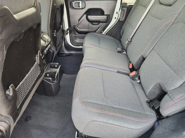 Used 2025 Jeep Wrangler Unlimited Rubicon image 30