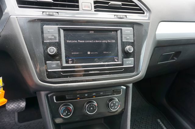 Used 2019 Volkswagen Tiguan S FWD image 4