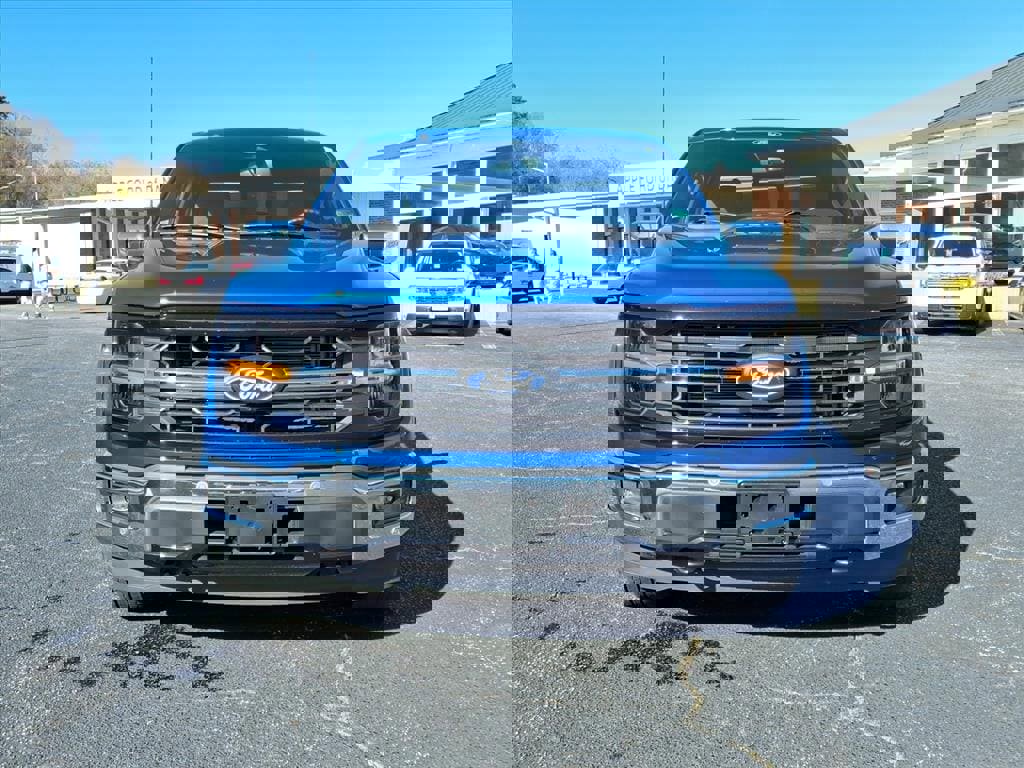 Certified 2024 Ford F150 XLT w/ Equipment Group 302A MID image 5