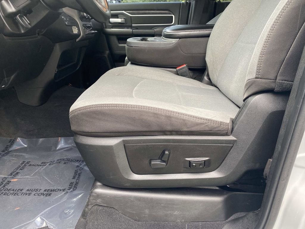 Used 2024 RAM 2500 Big Horn AWD/4WD image 21