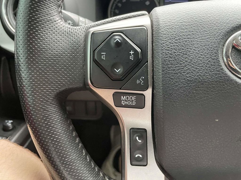 Used 2023 Toyota Tacoma SR5 AWD/4WD image 24