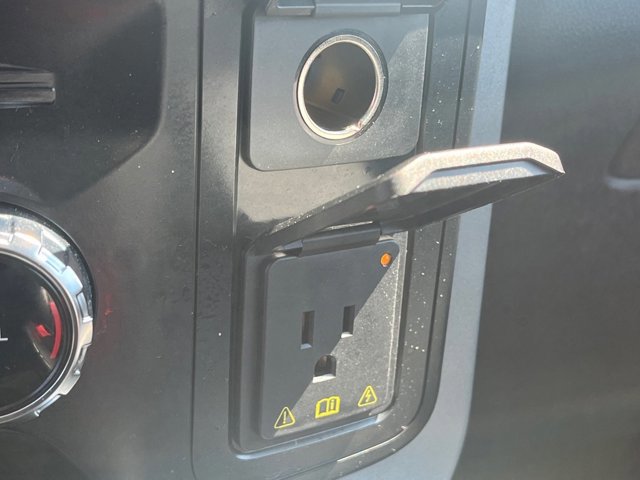 Certified 2022 Ford F150 Lariat w/ Equipment Group 502A High image 15