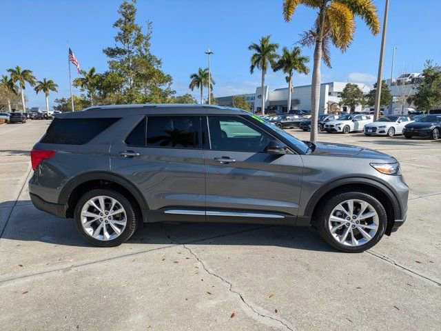 Certified 2023 Ford Explorer Platinum w/ Technology Package image 5