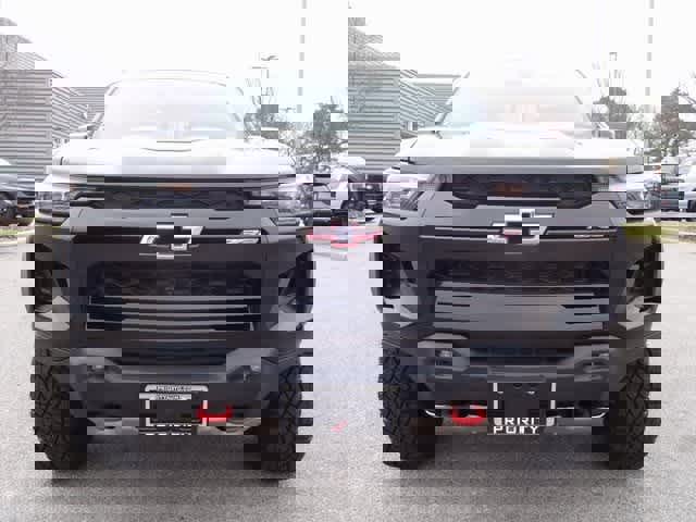 Used 2026 Chevrolet Colorado ZR2 w/ Technology Package image 5
