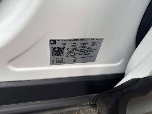 Used 2024 GMC Terrain SLT image 21