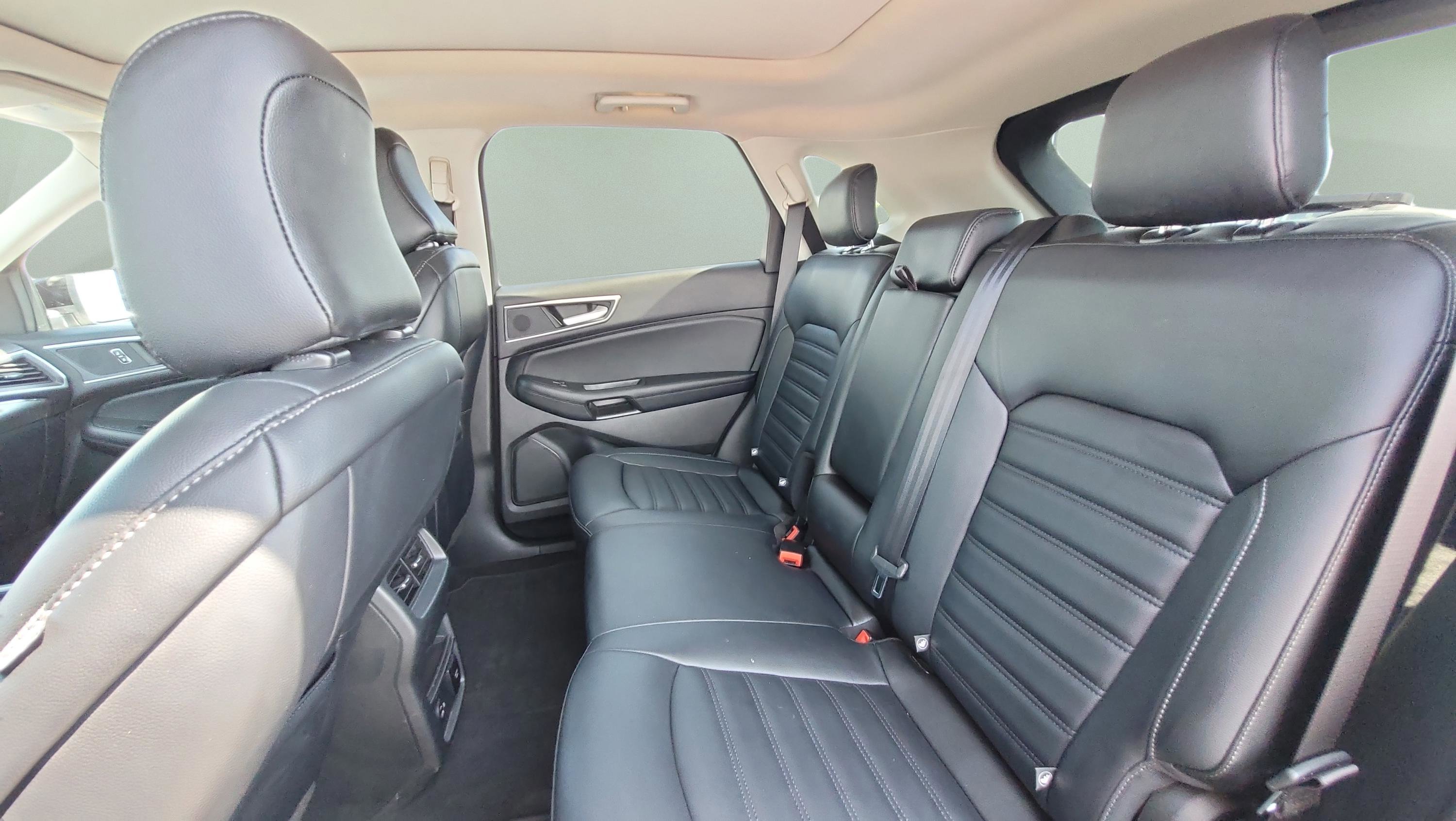 Certified 2022 Ford Edge SEL w/ Convenience Package AWD/4WD image 15
