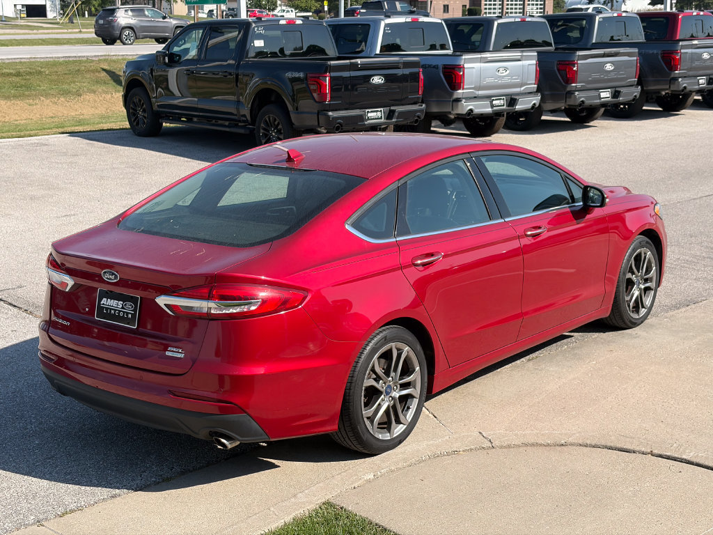 Certified 2020 Ford Fusion SEL FWD image 4