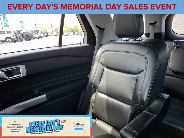 Certified 2022 Ford Explorer XLT w/ Equipment Group 202A AWD/4WD image 18