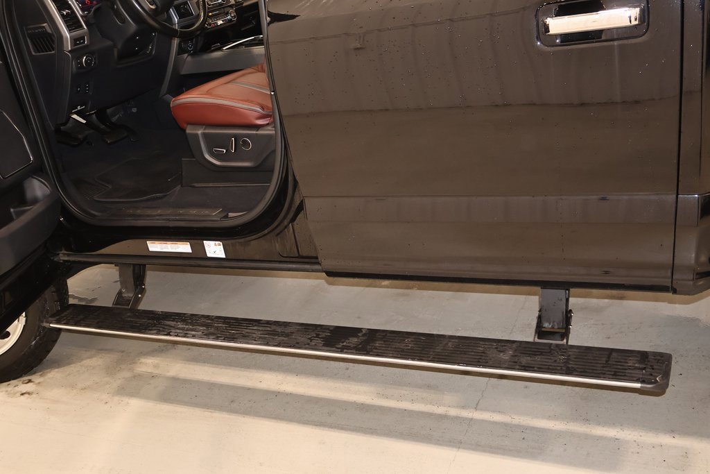 Certified 2022 Ford F450 Platinum w/ FX4 Off-Road Package image 45