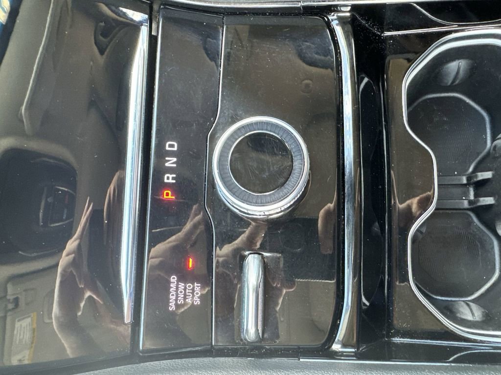 Used 2022 Jeep Grand Cherokee Limited image 20