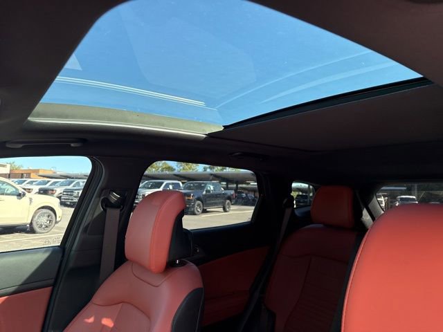 Used 2025 Kia Sportage SX Prestige image 10