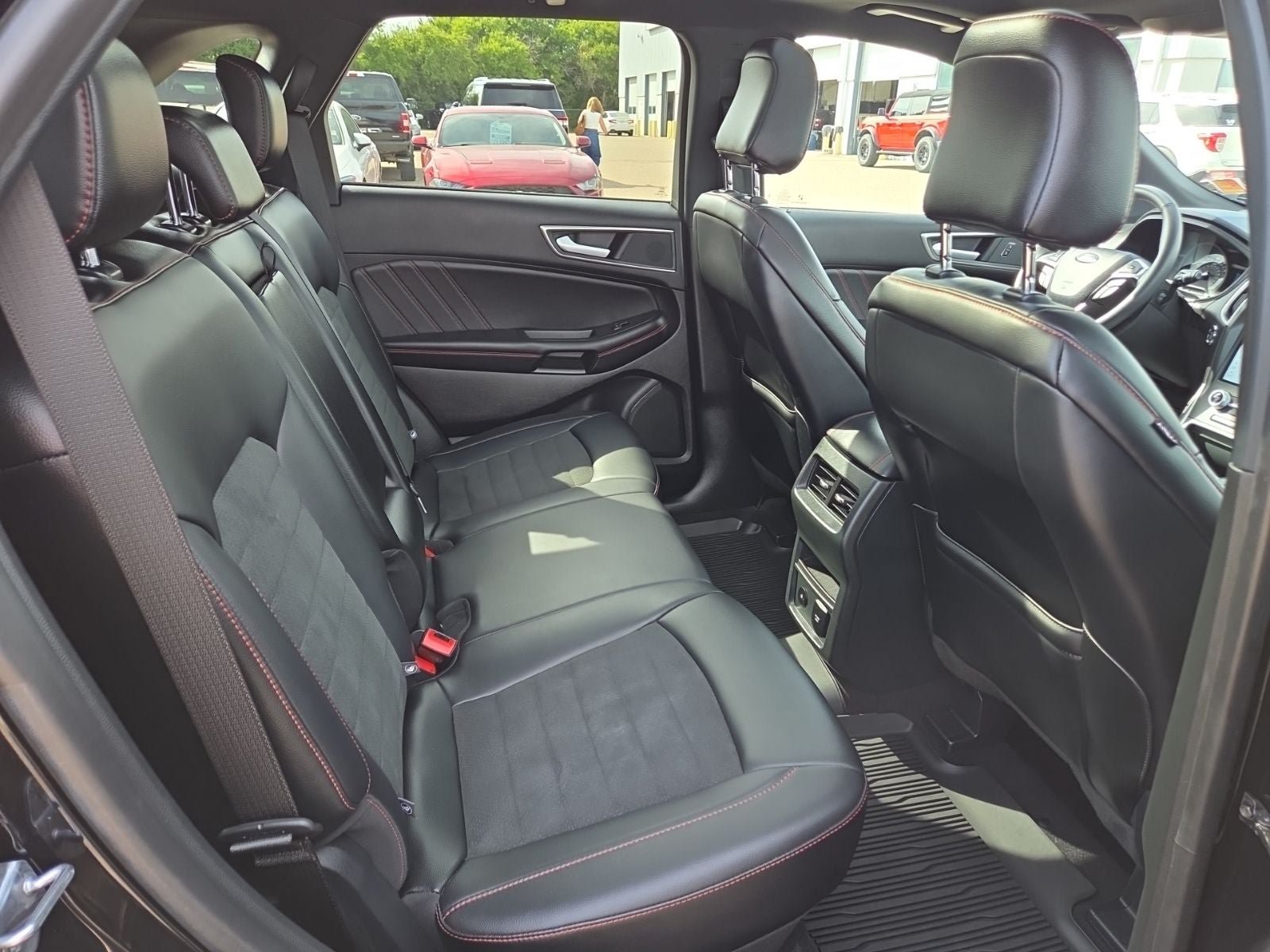 Certified 2024 Ford Edge ST-Line AWD/4WD image 52
