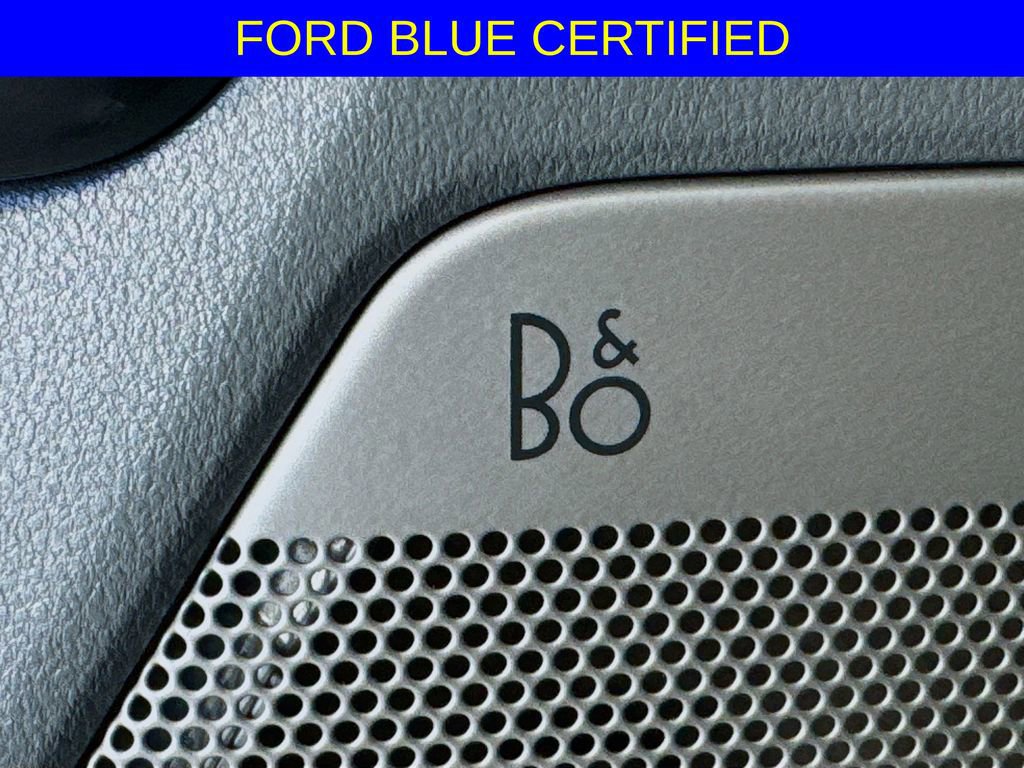 Certified 2022 Ford F150 Lariat w/ Equipment Group 501A Mid image 18