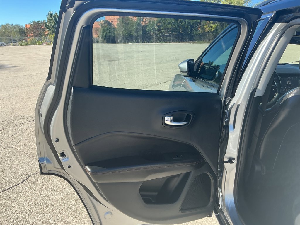 Used 2021 Jeep Compass Limited AWD/4WD image 16