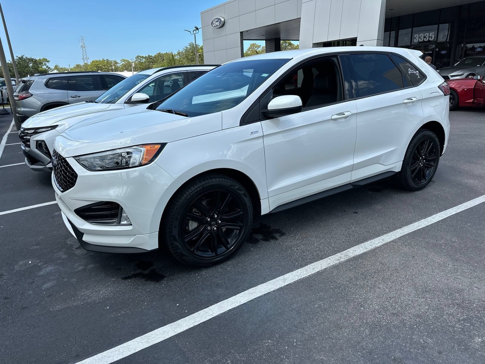 Certified 2024 Ford Edge ST-Line AWD/4WD image 2