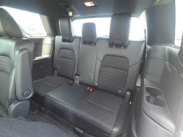 Used 2024 Nissan Pathfinder Rock Creek AWD/4WD image 15