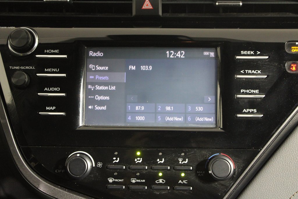 Used 2019 Toyota Camry LE image 14