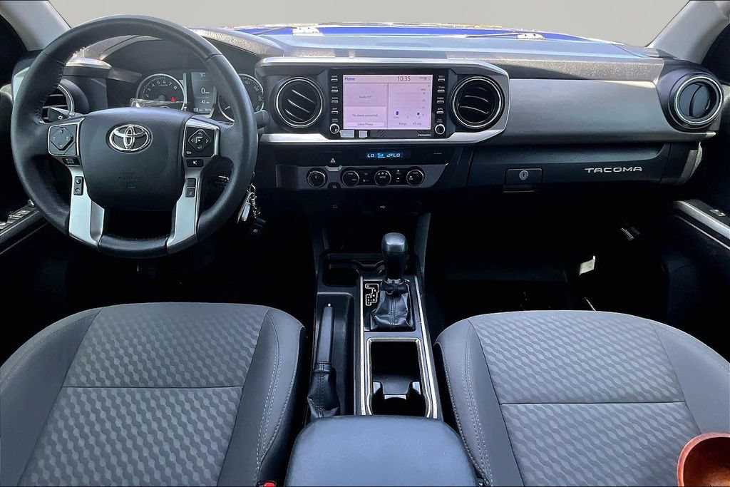 Used 2022 Toyota Tacoma SR5 AWD/4WD image 16