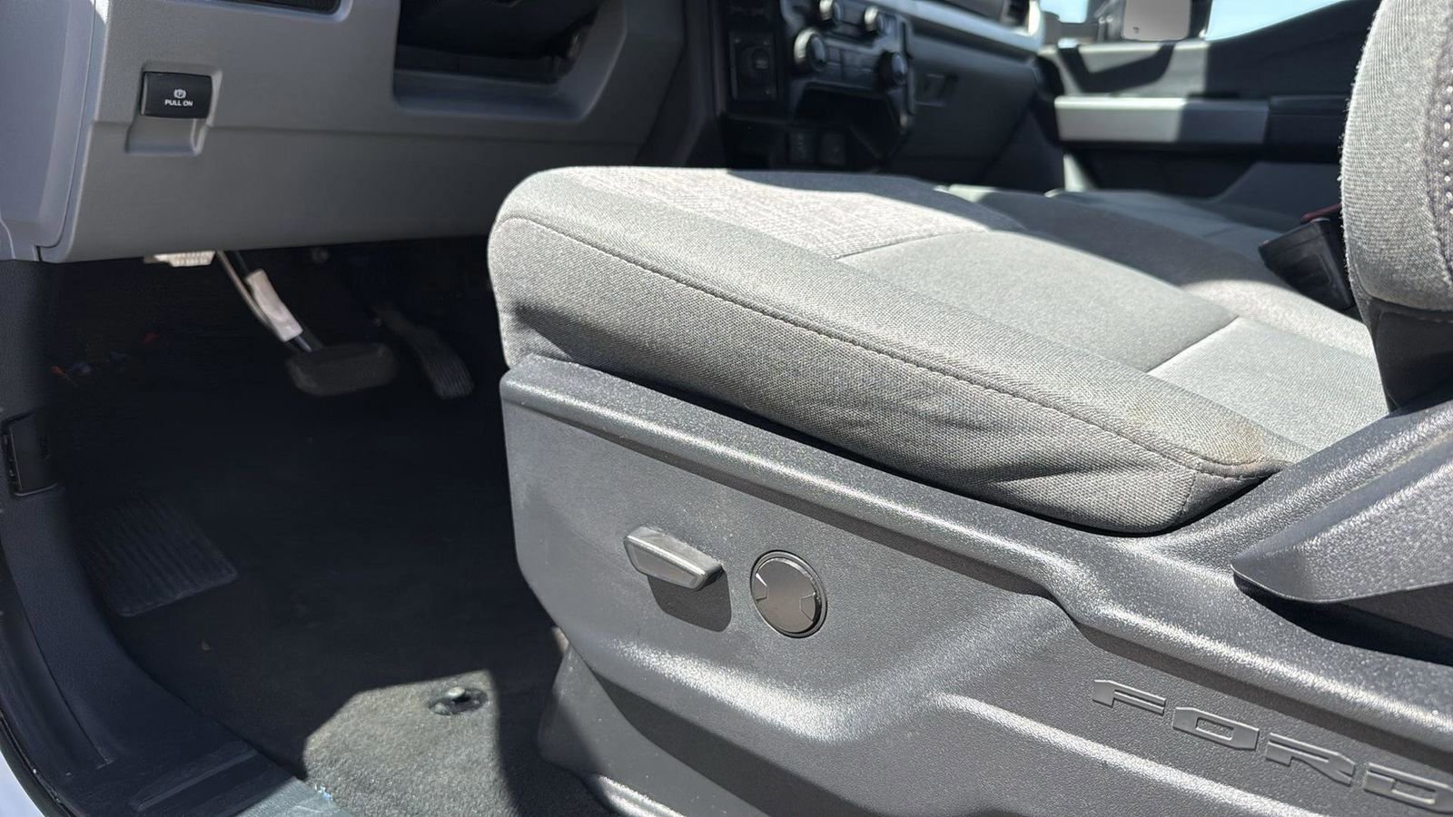 Certified 2025 Ford F350 XLT AWD/4WD image 11