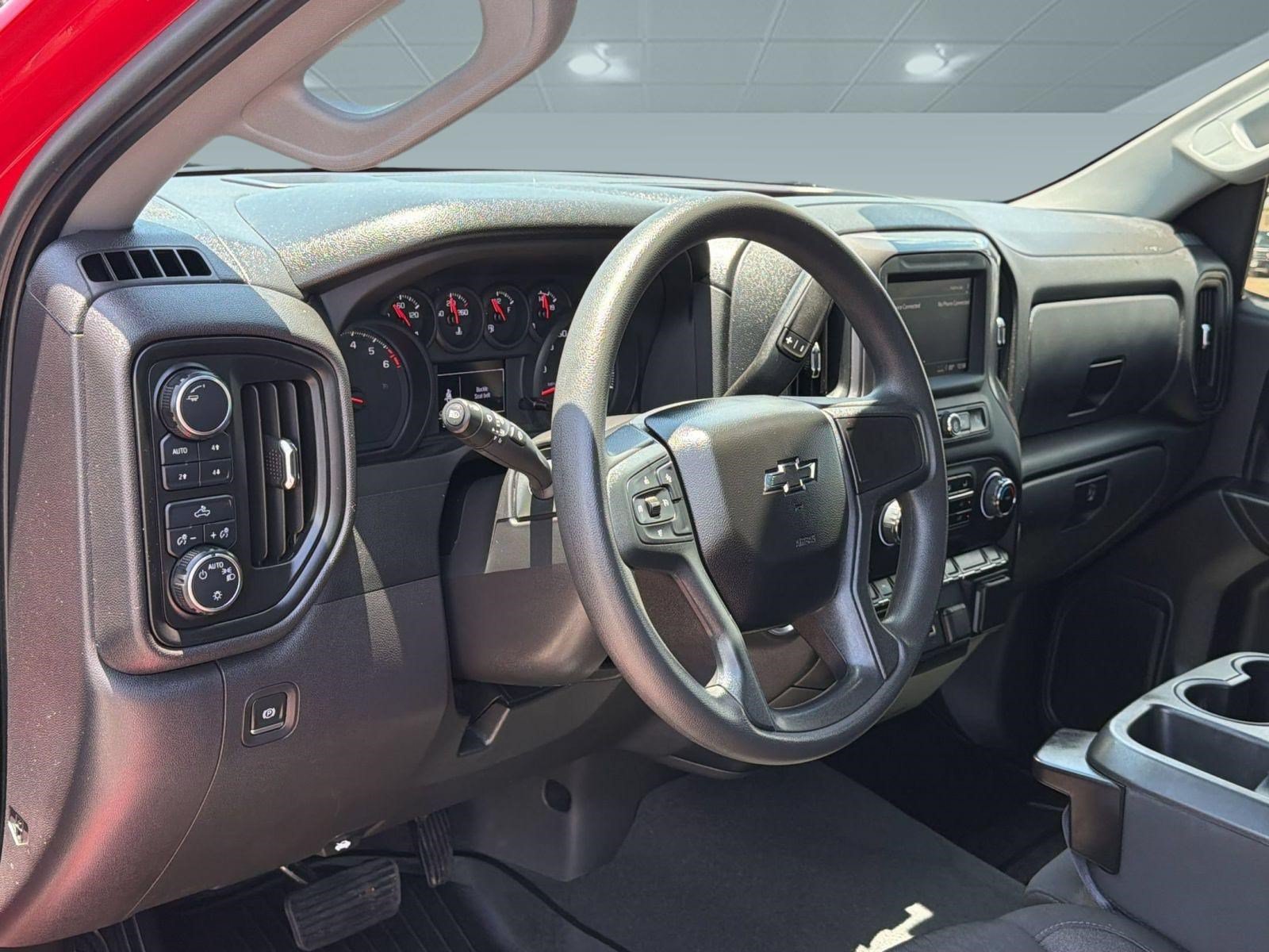 Used 2023 Chevrolet Silverado 1500 Custom Trail Boss AWD/4WD image 4