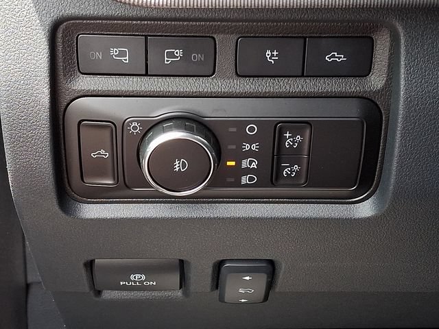 Certified 2024 Ford F250 Platinum AWD/4WD image 21