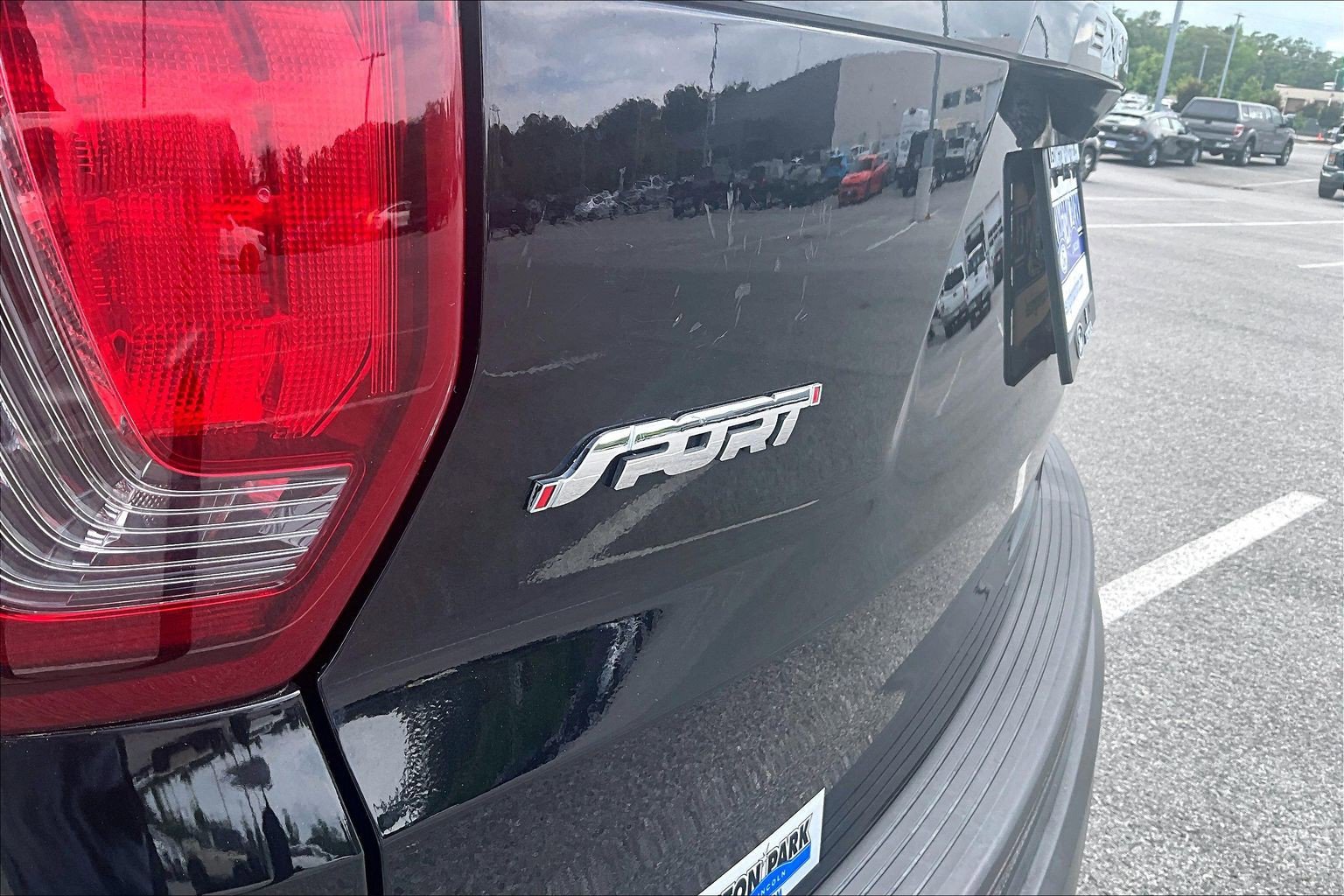 Certified 2019 Ford Explorer Sport w/ Equipment Group 401A AWD/4WD image 24