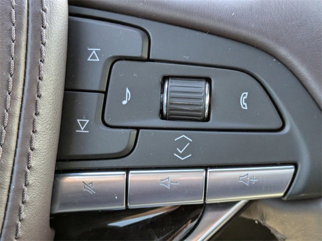 Used 2024 Cadillac Escalade Sport Platinum w/ LPO, ONYX Package image 27