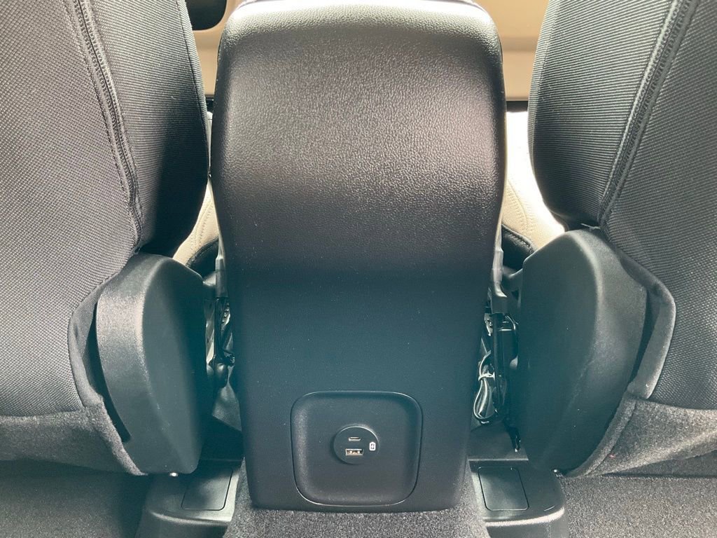 Certified 2022 Ford Escape SE image 46