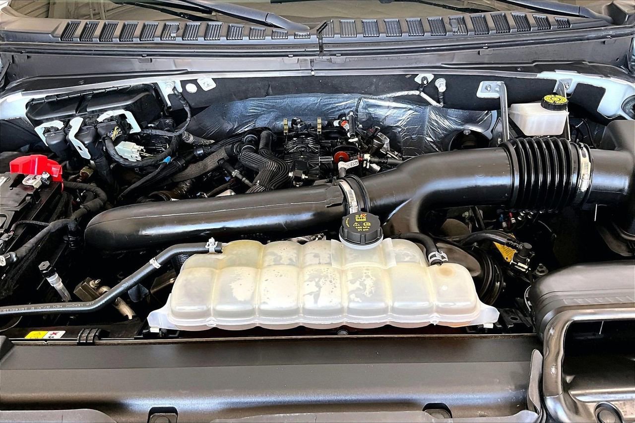 Certified 2023 Ford Expedition XLT image 13