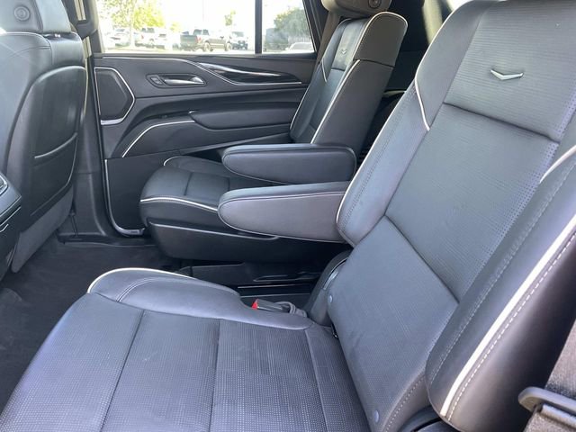 Used 2024 Cadillac Escalade Sport w/ Touring Package AWD/4WD image 32