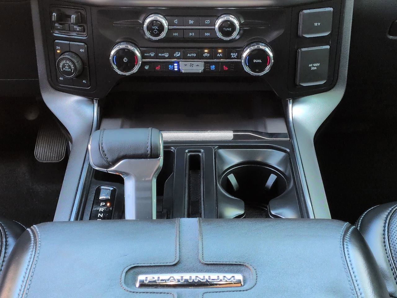 Certified 2024 Ford F150 Platinum AWD/4WD image 18