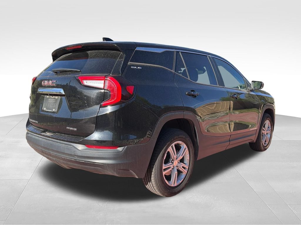 Used 2024 GMC Terrain SLE AWD/4WD image 8