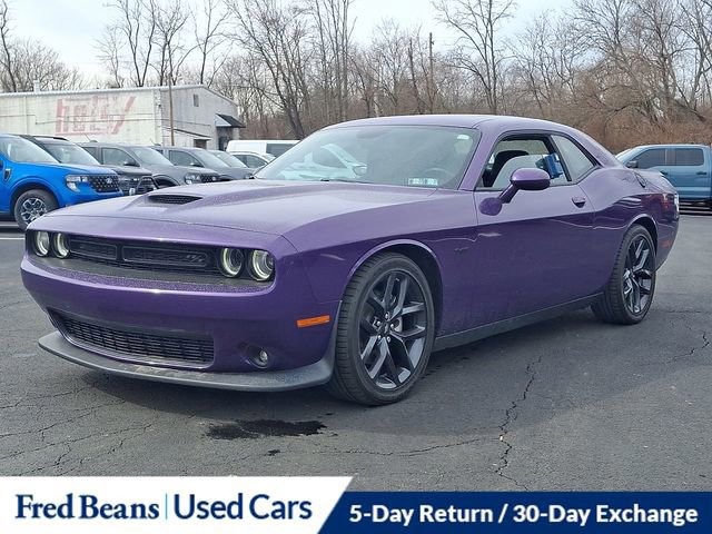Used 2023 Dodge Challenger R/T w/ Plus Package image 2