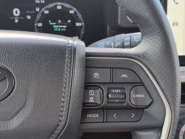 Used 2026 Toyota 4Runner TRD Off-Road Premium AWD/4WD image 28