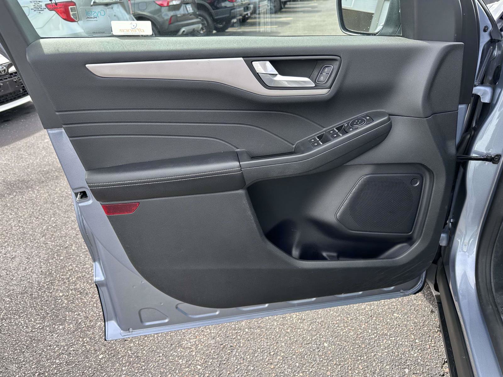 Certified 2022 Ford Escape SEL AWD/4WD image 9