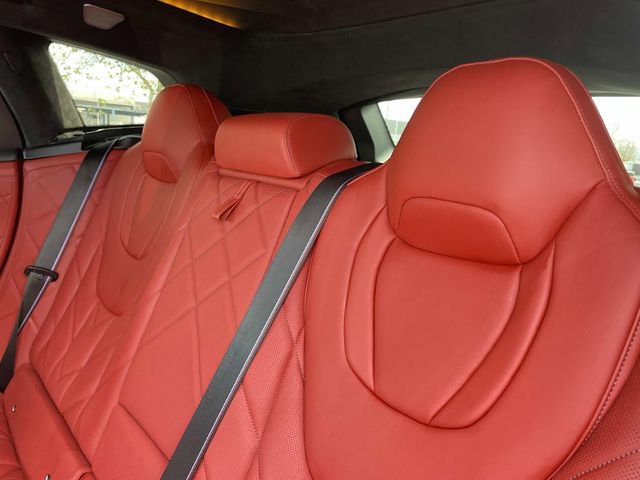 Used 2023 BMW XM image 32