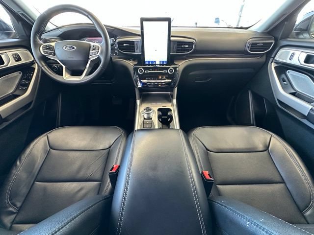 Certified 2024 Ford Explorer Limited w/ Limited Technology Package AWD/4WD image 24